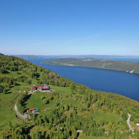 Guesthouse Hamran Mosvik Экстерьер фото